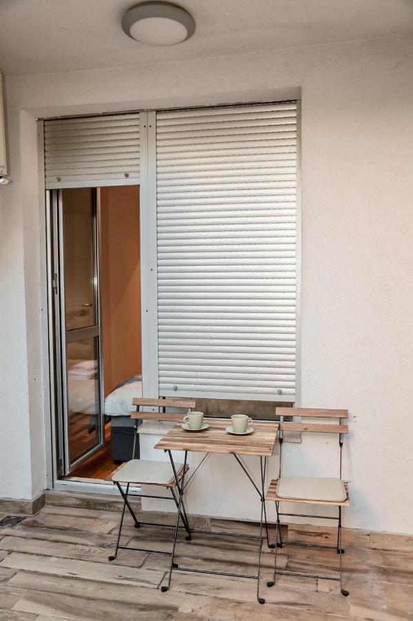 Miha Apartment Belgrad Exteriör bild