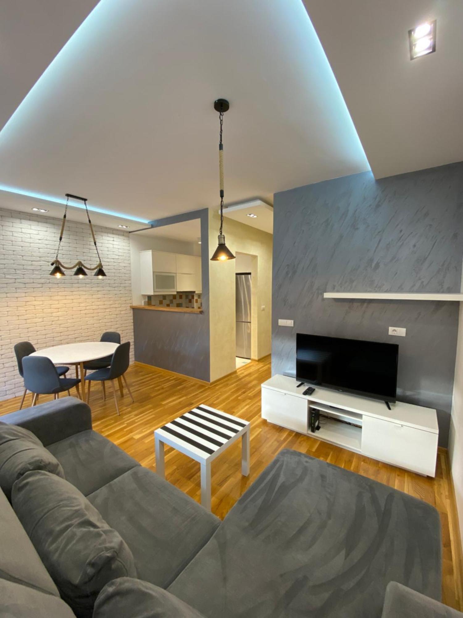 Miha Apartment Belgrad Exteriör bild